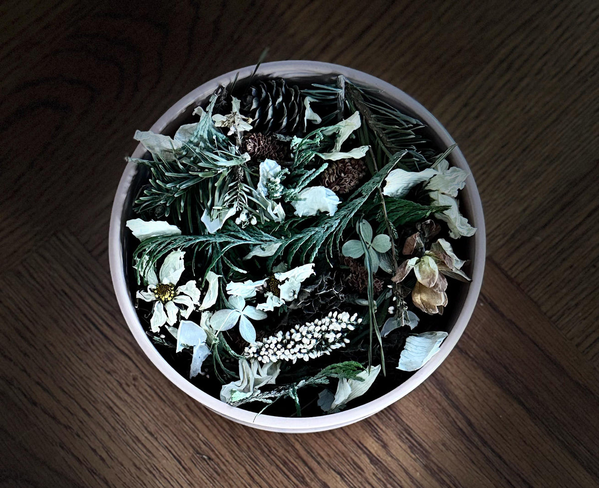 White Forest Potpourri - Organic Somerset Woodland and Floral Mix  Choice of Scent